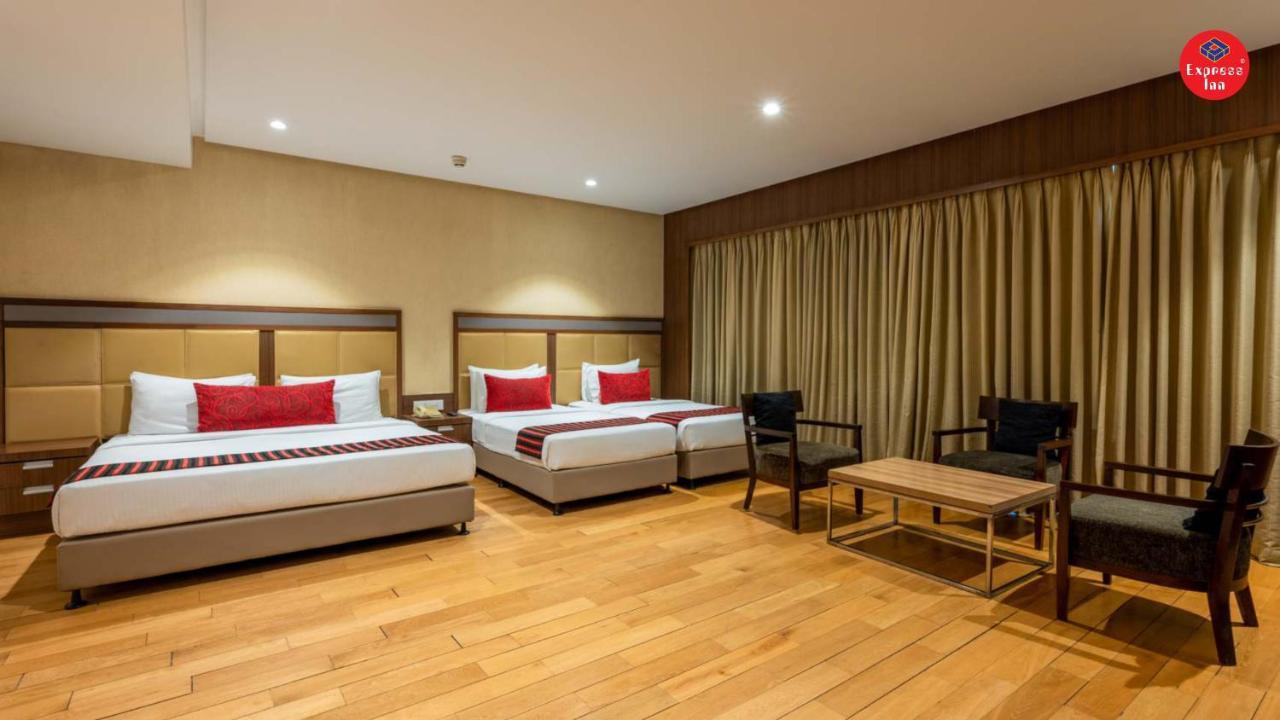 Express Inn The Business Luxury Hotel Nashik Exterior foto