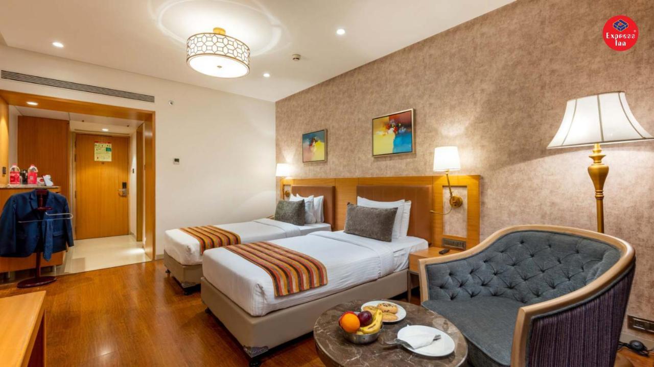 Express Inn The Business Luxury Hotel Nashik Exterior foto