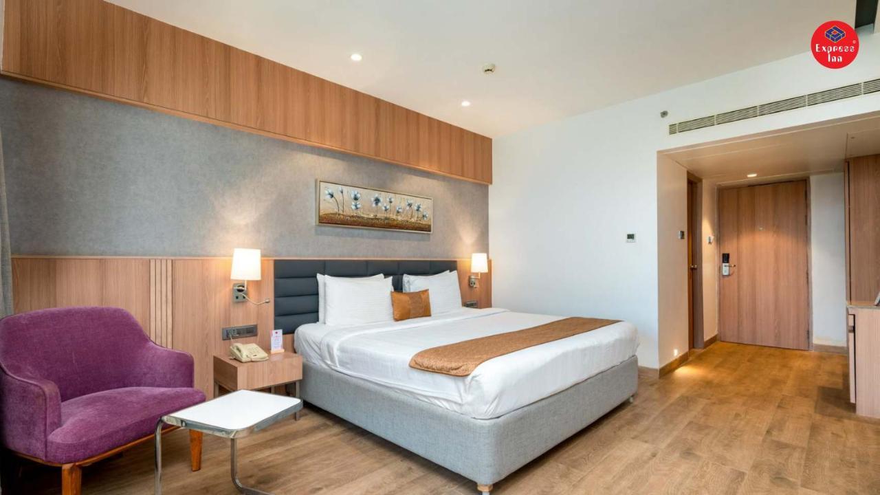 Express Inn The Business Luxury Hotel Nashik Exterior foto