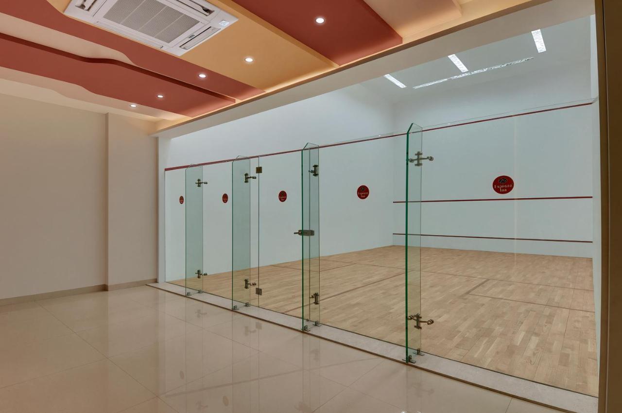Express Inn The Business Luxury Hotel Nashik Exterior foto