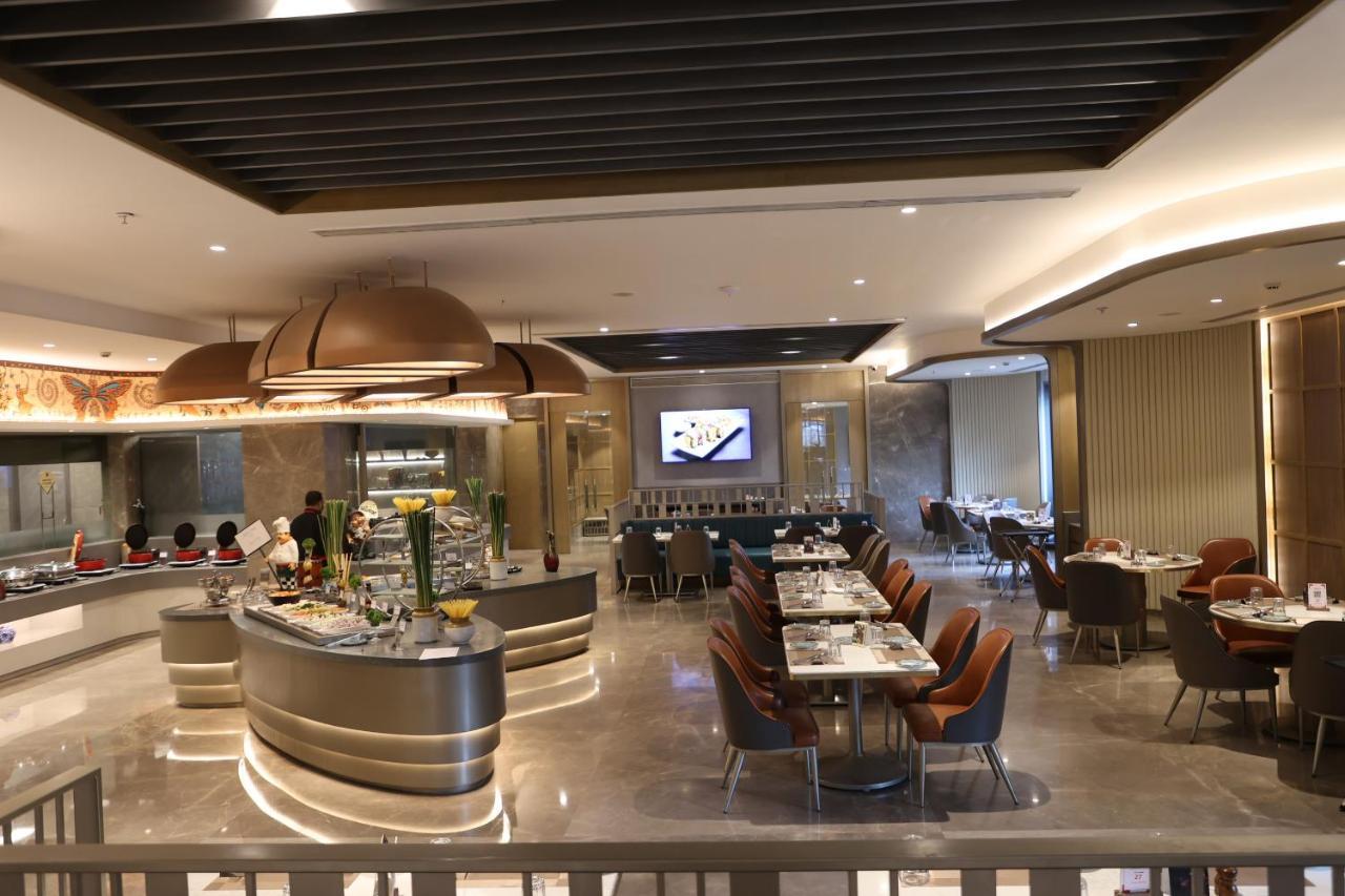 Express Inn The Business Luxury Hotel Nashik Exterior foto